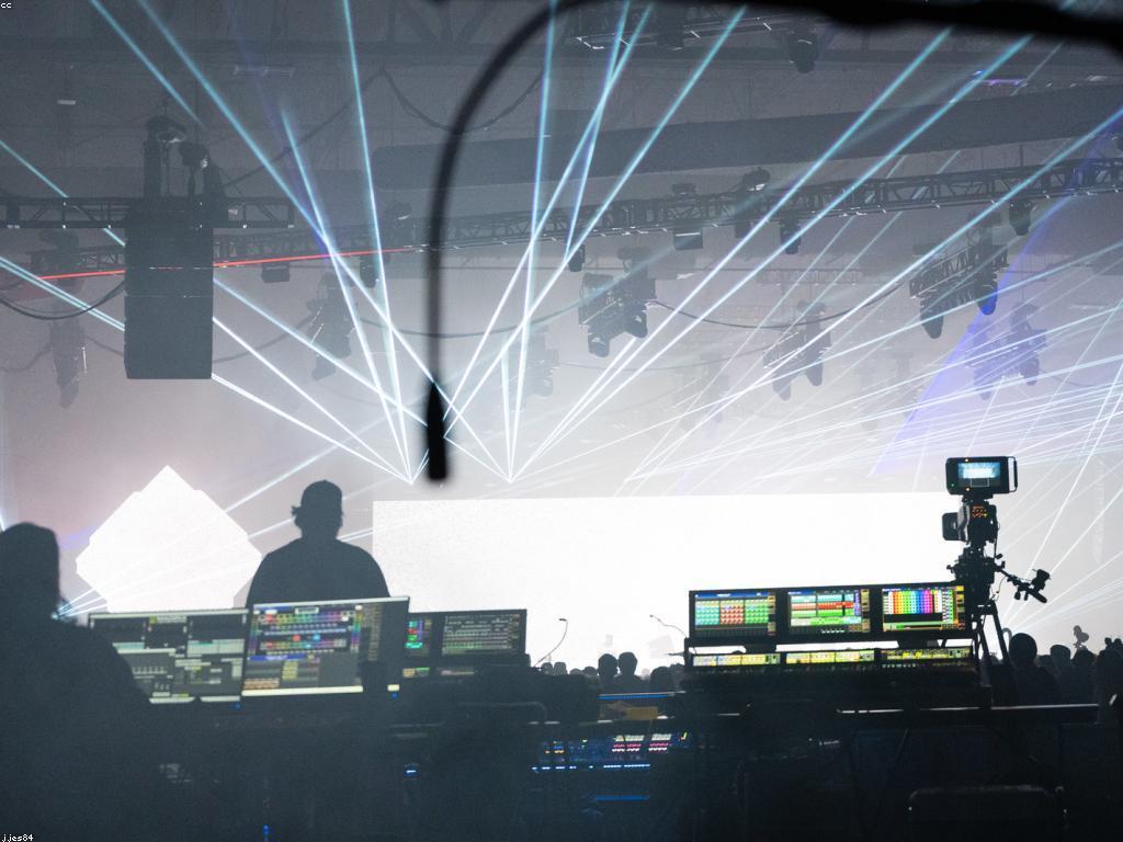 អត្ថប្រយោជន៍នៃកម្មវិធីស្ដិបអ៊ីនធឺណេត