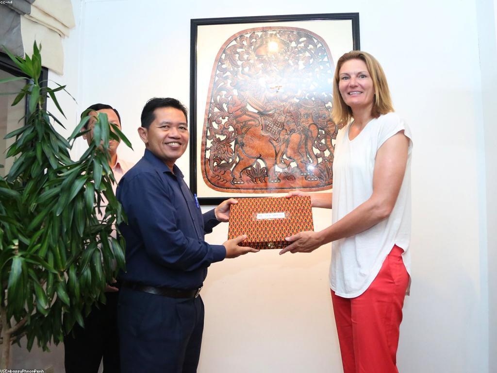 ការប្រកួតកីឡា និងការអភិវឌ្ឍន៍សង្គម